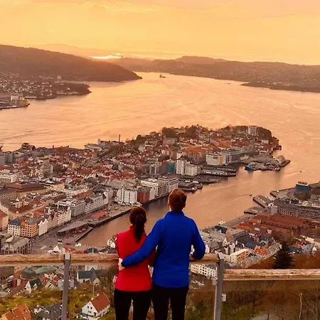公寓 Dinbnb I 350m To Bryggen I Renovated 2023 I Quiet 卑爾根